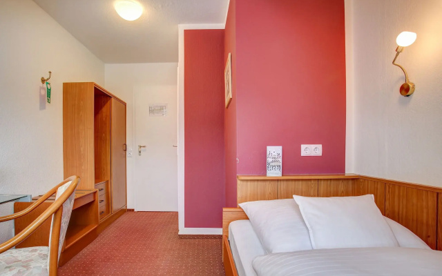 Hotel Consul