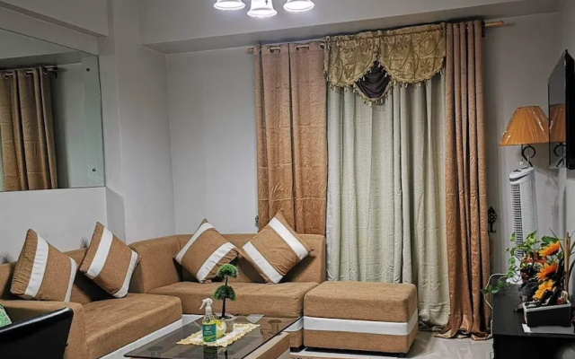 150 Newport condotel pasay