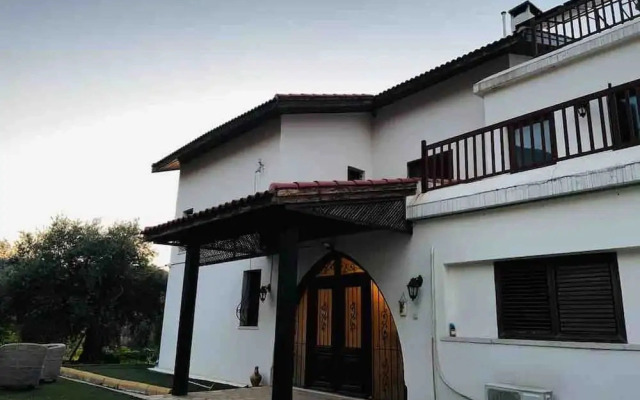 "villa She Ruz "