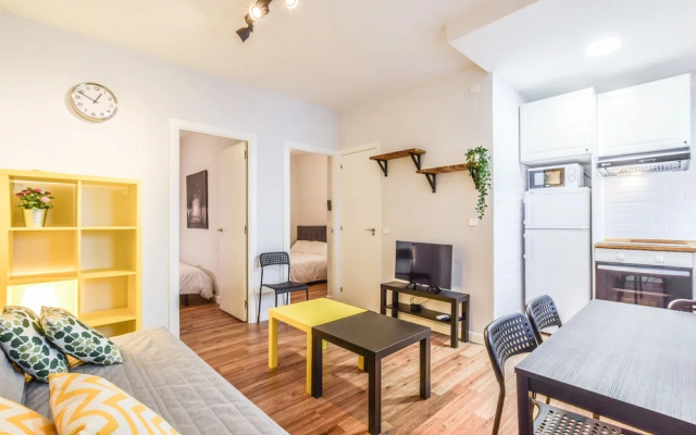Room to Rent Plaza de Chueca Apartment