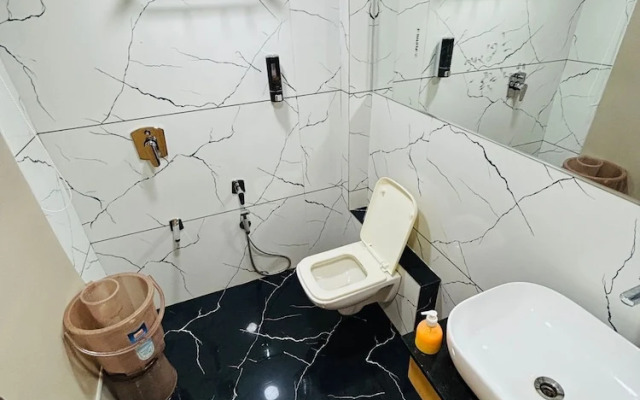 Hotel Singh Empire