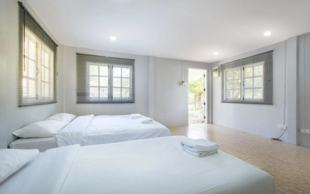 Ivy Cottage by Qiu Hotel