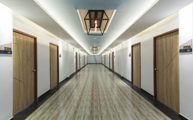 City Hotel