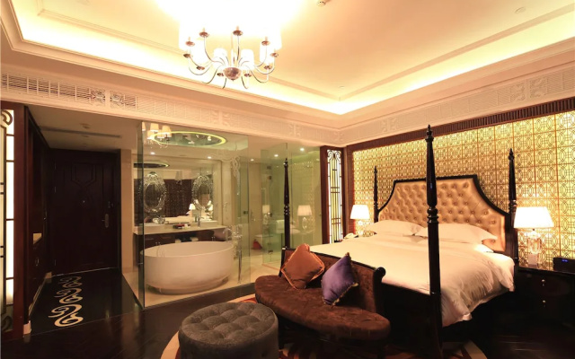 Eden Club House