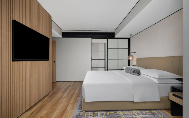 Sheraton Chengdu Lido Hotel