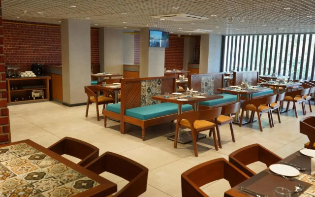 Purple Beds by VITS Dwarkesh, Surat