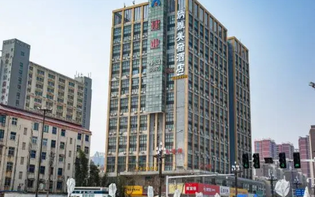 Naya Meisu Hotel