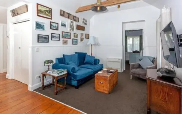 Kuranui Cottage