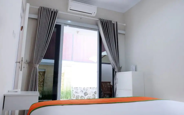 Villa Jogja Grand Bale with Private Pool by Simply Homy