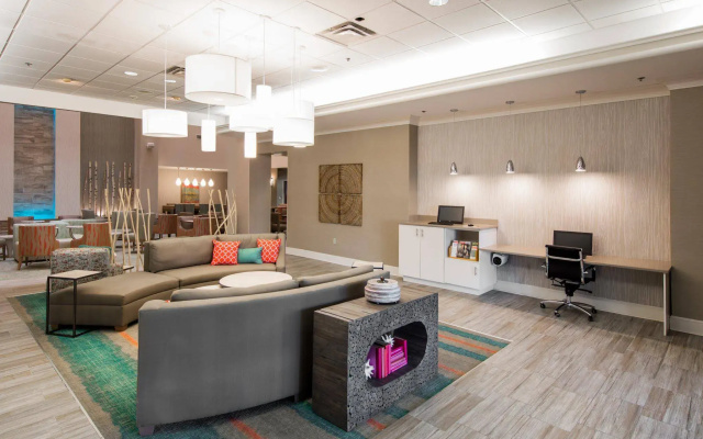 Holiday Inn & Suites Lake City by IHG