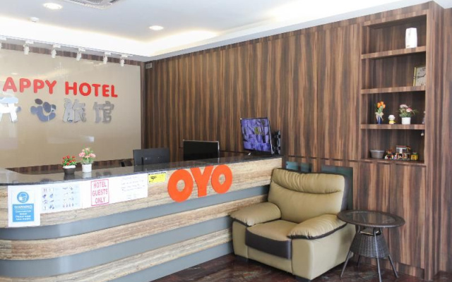 OYO 90027 Happy Hotel