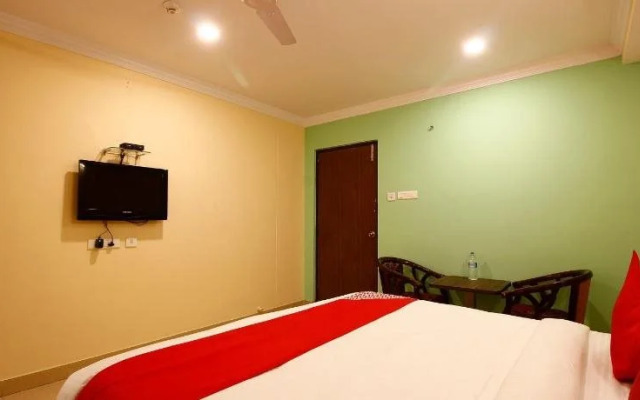 Hotel Sri Sai Regency