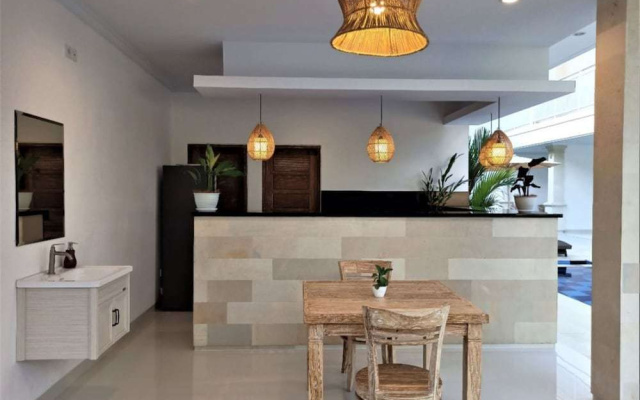 The Eight Bali