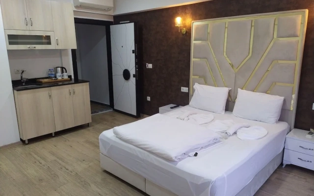 Mango Suites