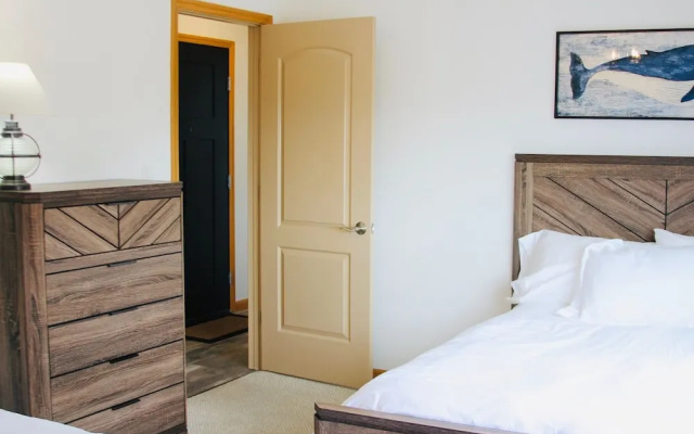 Windjammer Suites