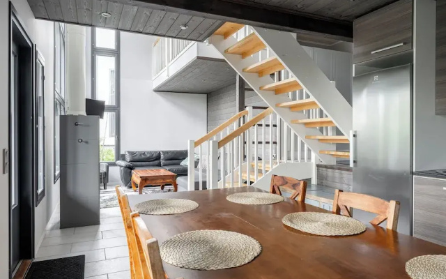 Peaceful 2BR Getaway Cabin at Riihivuori