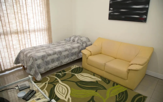 Hotel Tennessee Flat Ltda