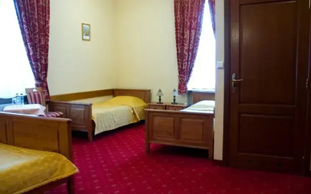Hotel Borys