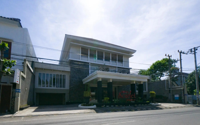 RedDoorz Plus near Universitas Negeri Makassar 2