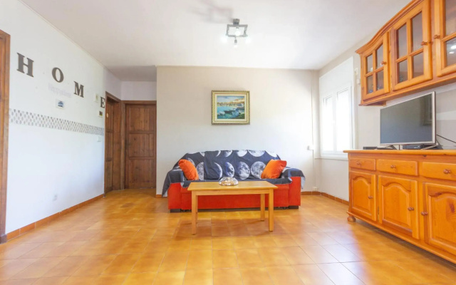Casa Familiar con Amplio Jardín Av 3 Calas