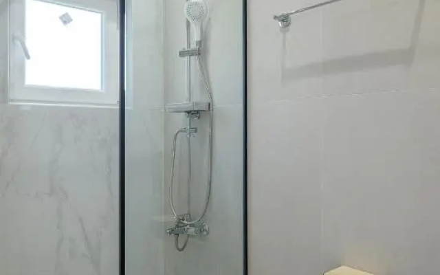 Alyvia Central Apartment 2