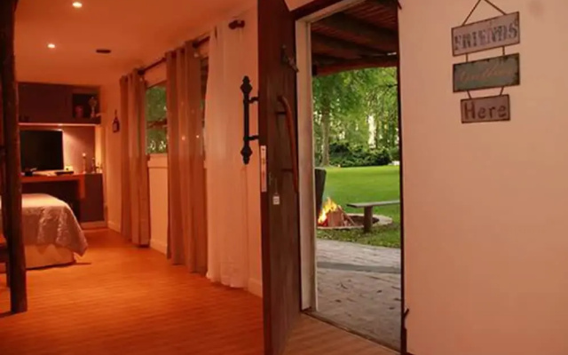 Howard Johnson Finca Maria Cristina