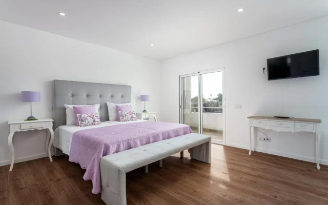 Luxury Vau Beach Villa with Private Pool