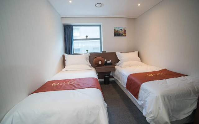 Calistar Hotel