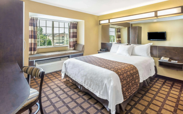 Sleep Inn & Suites Kalamazoo Southwest