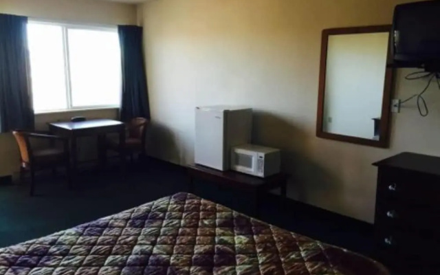 Summer Wind Budget Motel