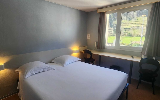 Hotel Le Pont Neuf