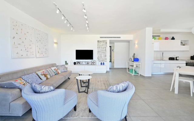 Designed 2BR In Florentine by HolyGuest