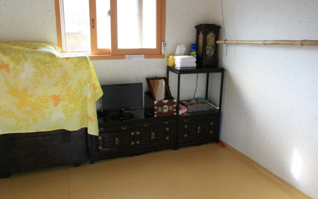 Choe Pilgan's Old House
