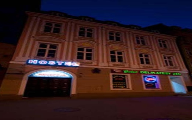 Отель Hostel Cinema Польша, Вроцлав - отзывы, цены и фото номеров - забронировать отель Hostel Cinema онлайн вид на фасад