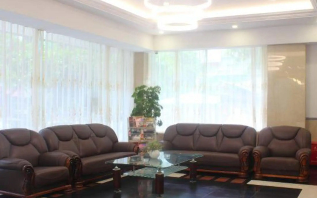 Longxiang Hotel