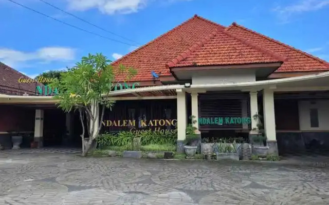 Ndalem Katong Guest House Ponorogo