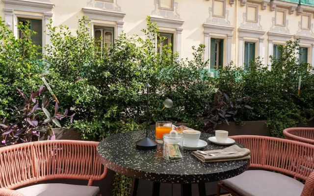 Agra Suites