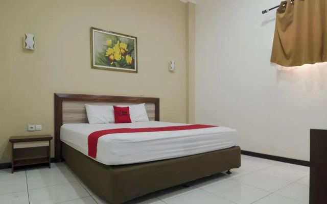 RedDoorz @ Rejosari