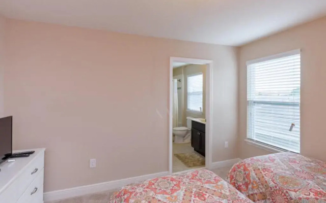 5Sts51OB72 Vacation Home Near Disney Area by RedAwning