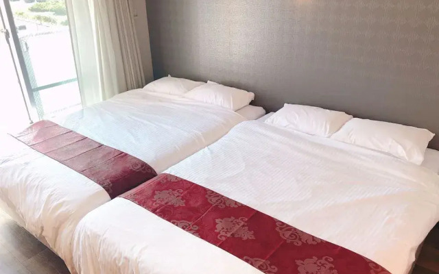 Ten Point Hotel