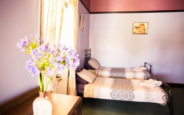 Boorowa Hotel