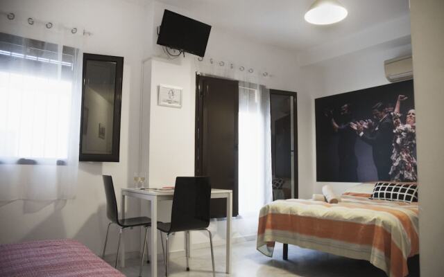 Отель Andalucía Jerez Apartamentos Испания, Херес-де-ла-Фронтера - отзывы, цены и фото номеров - забронировать отель Andalucía Jerez Apartamentos онлайн