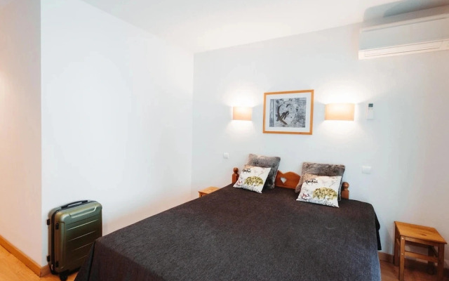 1-bedroom Apartment Near Gondola