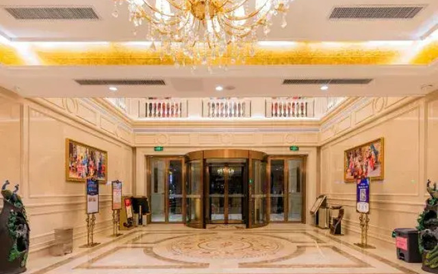 Vienna Hotel (Hengshui Middle School)