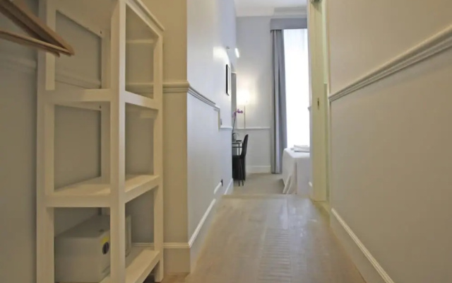 Gemini Suites Navona
