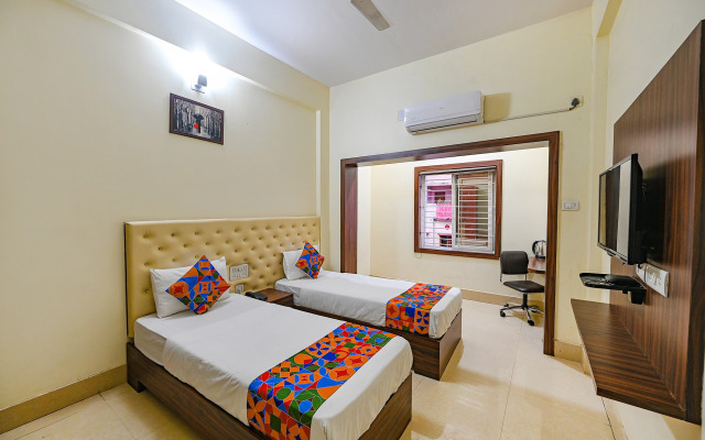 Capital O 28034 Triple Tree Hotels & Resorts