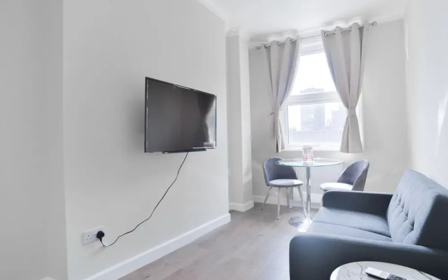 Studio & One Bedroom Apartment in Euston