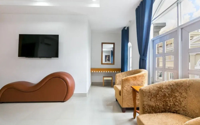 OYO 334 Milan Hotel