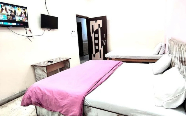 Radha Krishna Guest House