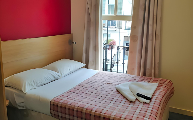 Colliers Hotel